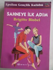 Sahneye İlk Adım