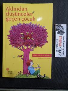 Aklından Düşünceler Geçen Çocuk