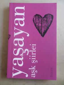 Yaşayan Aşk Şiirleri