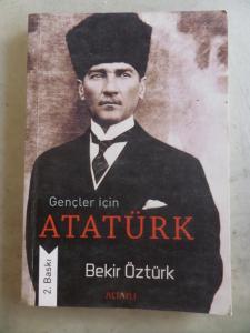 Gençler İçin Atatürk