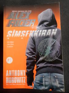 Şimşekkıran - Dünyayı Kurtaran Genç Adam Alex Rider