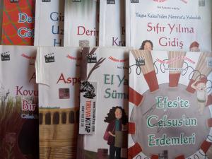 Zamanı Döndüren Telefonum Serisi / 9 Adet