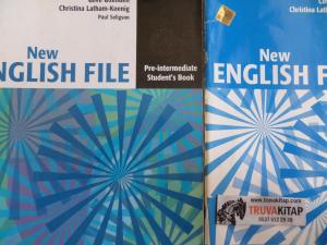 New English File Pre-Intermediate Student's Book + Workbook (CD'siz)