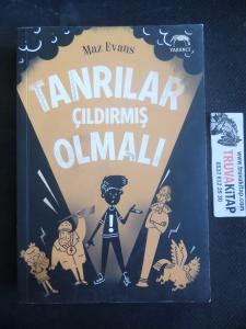 Tanrılar Çıldırmış Olmalı