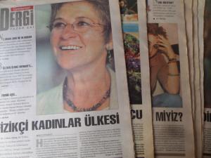 Cumhuriyet Dergi Pazar Eki 2001 / 797-798-800-801-803-804-805-806-807-808 (10 Adet)