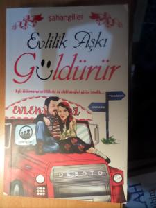 Evlilik Aşkı Güldürür