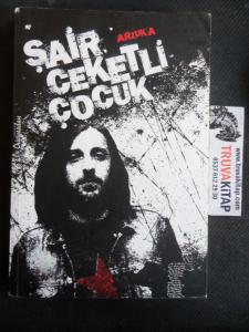 Şair Ceketli Çocuk