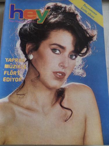 Hey Dergisi 1983 / 46 Kapak Yaprak Müzikle Flört Ediyor ( Postersiz )