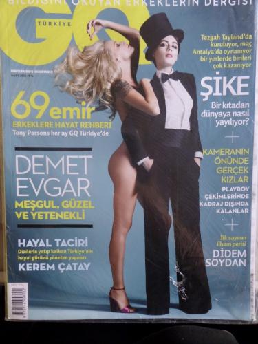 Gentlemen's Quarterly 2012 / Mart