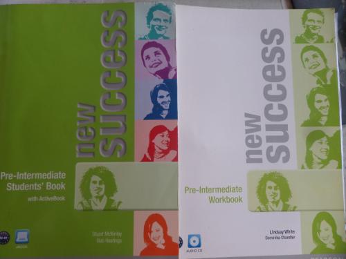 New Success Pre-Intermediate Students Book + Workbook + 2CD Stuart Mck