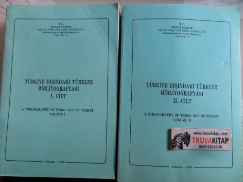 Türkiye Dışındaki Türkler Bibliyografyası / 2 Cilt Takım