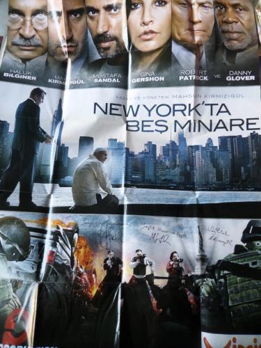 New York'ta Beş Minare Film Afişi