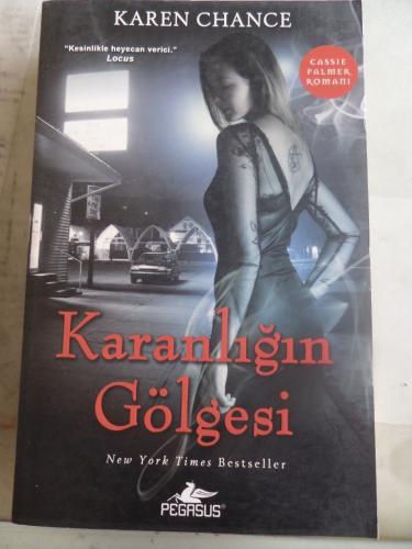 Karanlığın Gölgesi