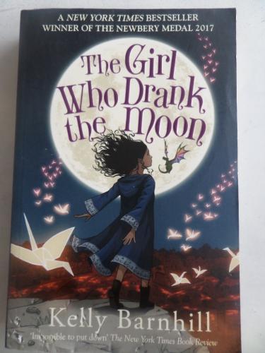The Girl Who Drank The Moon Kelly Barnhill