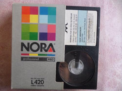 Vahşi Amazonlar / Beta Kaset