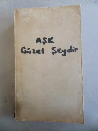 Aşk Güzel Şeydir Han Suyin