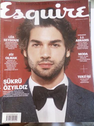 Esquire 2016 / 145