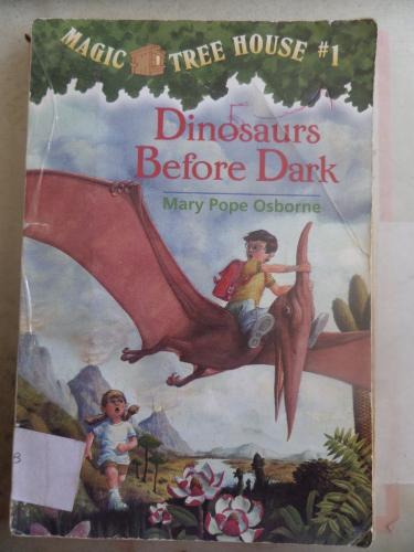 Dinosaurs Before Dark