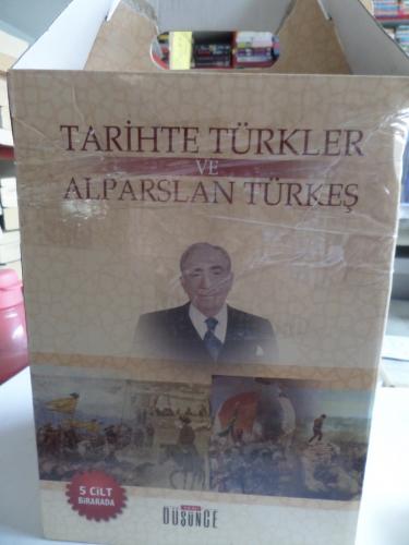 Tarihte Türkler ve Alparslan Türkeş / 5 Cilt Takım ( Özel Kutusunda )