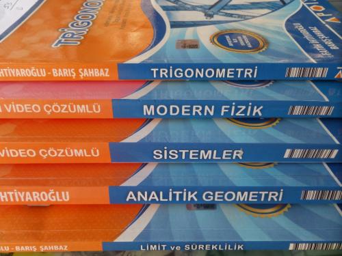 Apotemi Üniversiteye Hazırlık Kitapları / 5 Adet