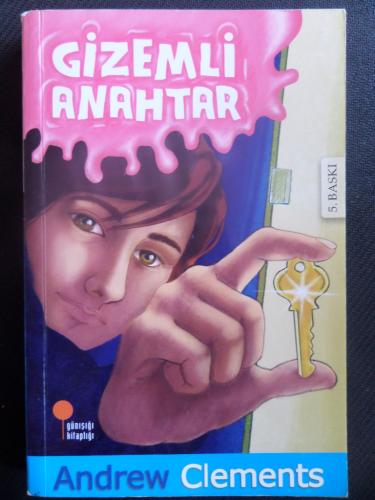 Gizemli Anahtar Andrew Clements