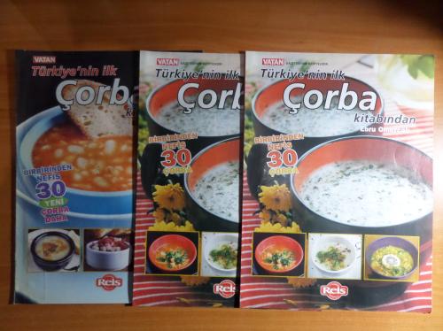 Türkiye'nin İlk Çorba Kitabından Ebru Omurcalı / 2 Adet Dergi