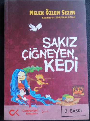 Sakız Çiğneyen Kedi Melek Özlem Sezer