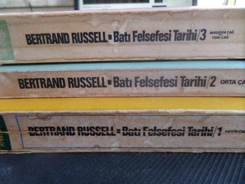 Batı Felsefesi Tarihi / 3 Cilt Takım Bertrand Russell Batı Felsefesi Tarihi / 3 Cilt Takım Bertrand Russell