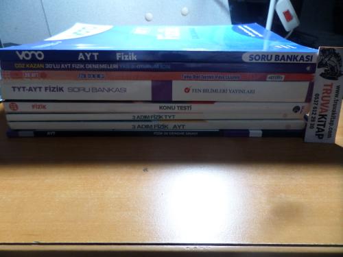 Üniversite Sınavlarına Hazırlık - TYT-AYT Fizik Soru Bankası ve Denemeleri / 8 Adet