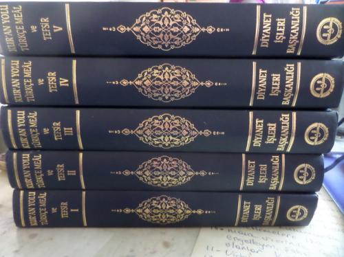 Kur'an Yolu Türkçe Meal ve Tefsir / 5 Cilt