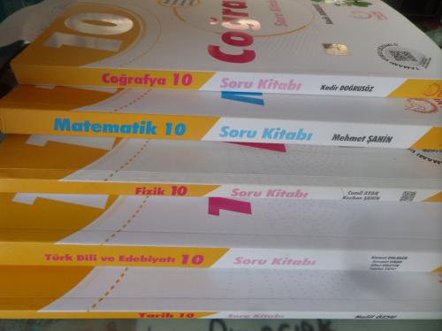 10. Sınıf Okula Yardımcı Sınavlara Hazırlık Soru Kitabı / 5 Adet (İkinci El)
