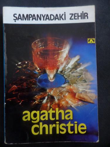 Şampanyadaki Zehir Agatha Christie