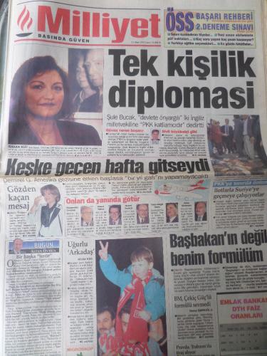 Milliyet Gazetesi 31 Mart 1995 - Tek Kişilik Diplomasi