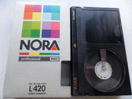 Çirkinler De Sever / Beta Kaset