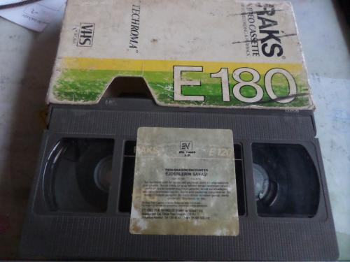 Ejderlerin Savaşı / VHS Kaset