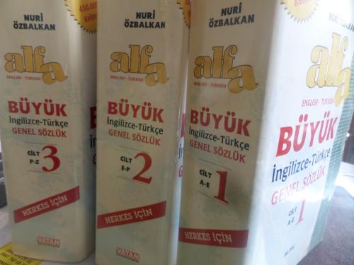 Alfa Büyük İngilizce - Türkçe Genel Sözlük / 3 Cilt Takım