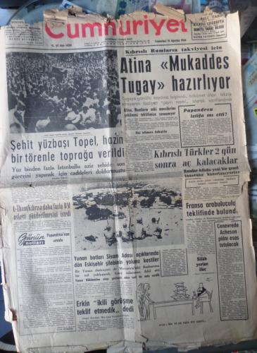 Cumhuriyet 15 Ağustos 1964 - Şehi Yüzbaşı Topel, Hazin Bir Törenle Top