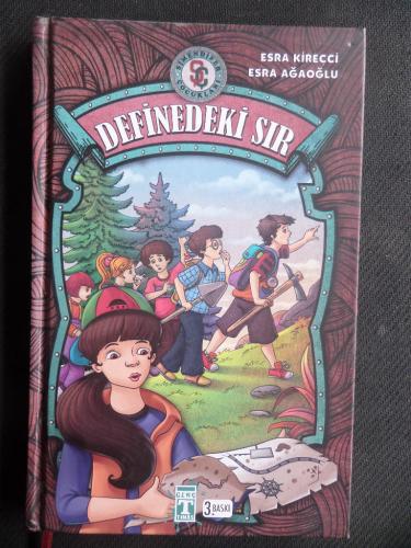 Definedeki Sır (Ciltli) Esra Ağaoğlu