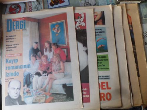Cumhuriyet Dergi Pazar Eki 2003 / 915-916-917-918-920-921-924-926 (8 A