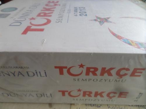 VI. Uluslararası Dünya Dili Türkçe Sempozyumu / 2 Cilt